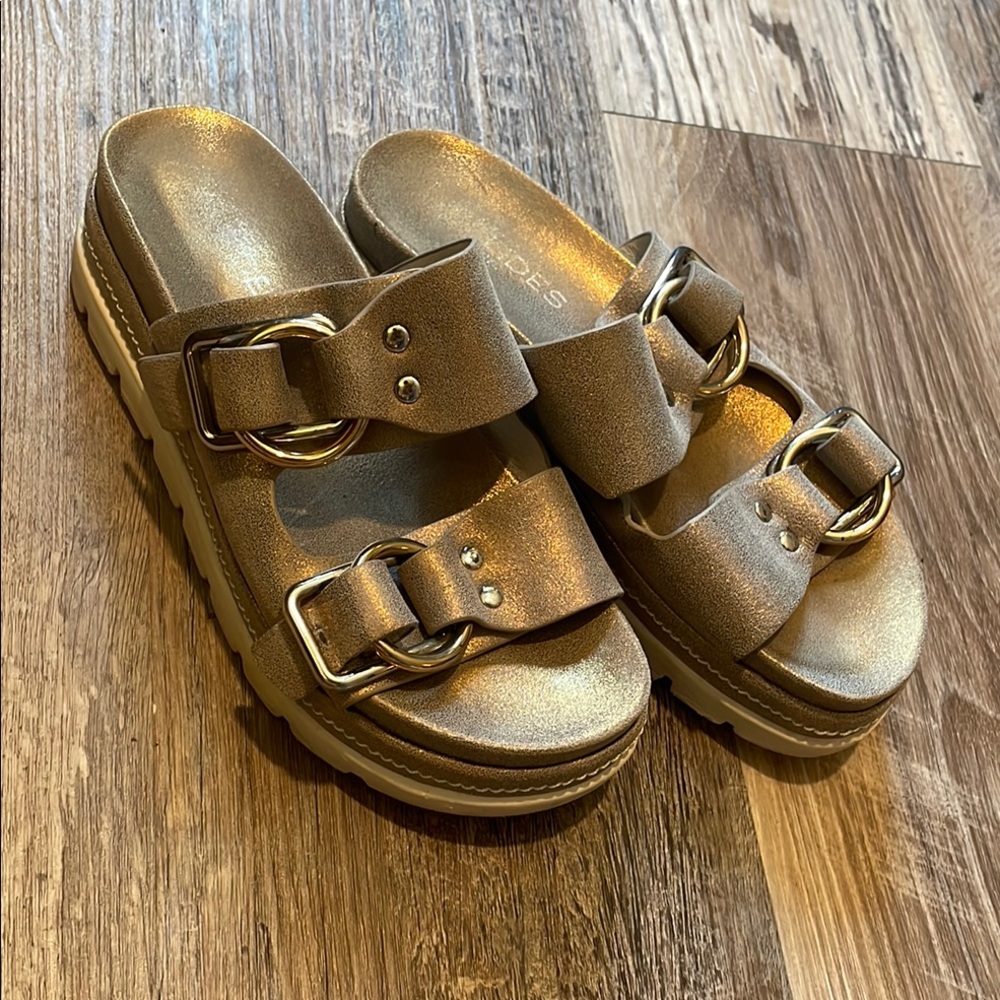 J slides Baja Metallic Sandals